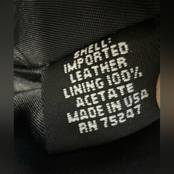 1990s Fitted Zip Up Leather Cropped Vest - Picture 8 of 8